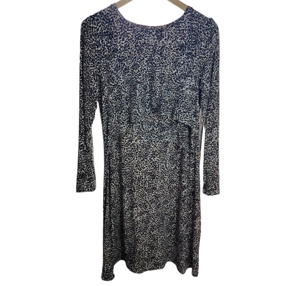 Old Navy Animal Print Round Neck Soft Swing Layered Silhouette Maternity Size S
